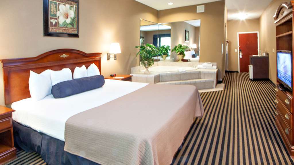 Mountain Inn & Suites Flat Rock Phòng bức ảnh