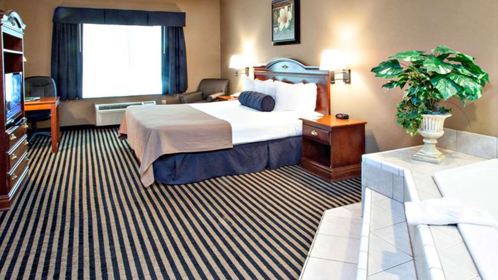 Mountain Inn & Suites Flat Rock Phòng bức ảnh